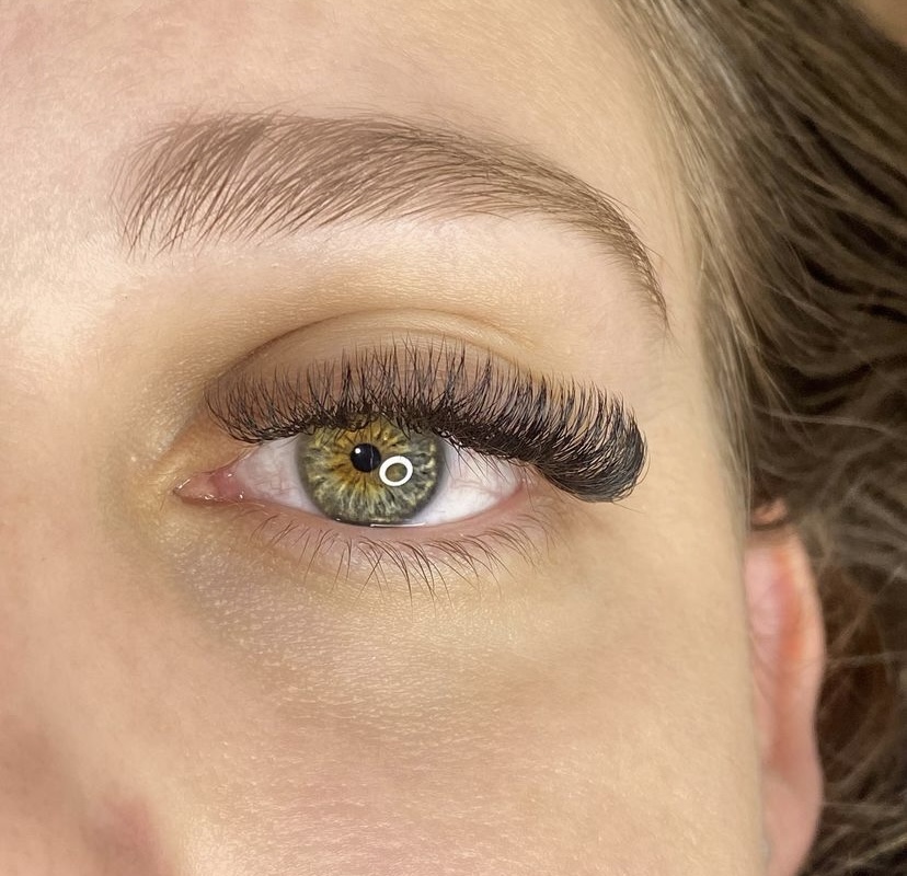 Volume Lash Extensions